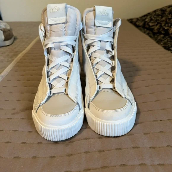 Women’s Nike Blazer Mid Victory - Picture 2 of 9